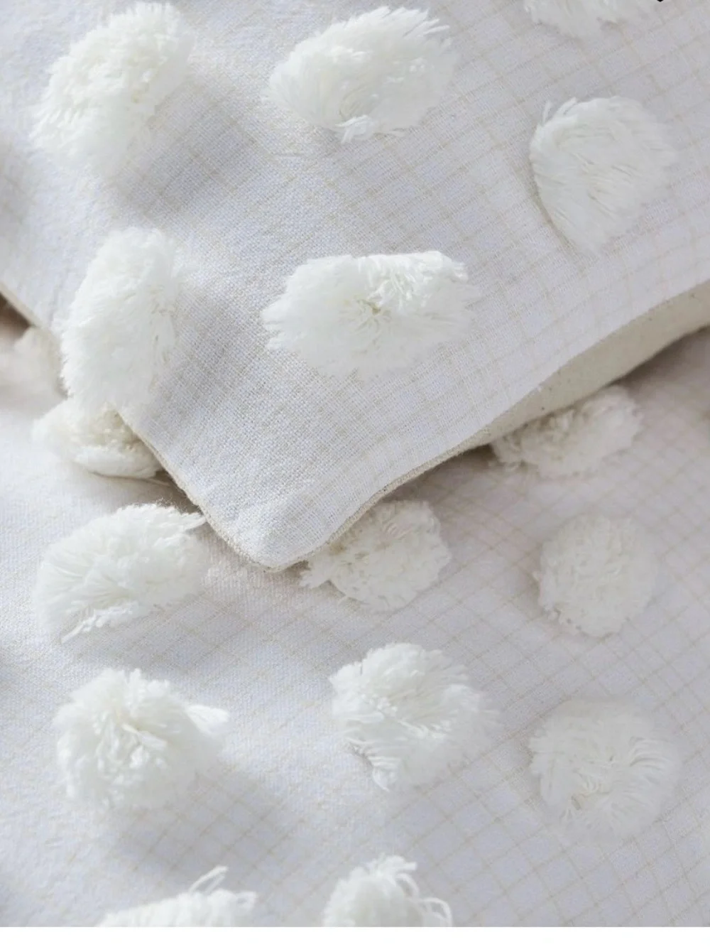 West Elm White Candlewick Pillow Cover 12x21 Stone NWT Rare